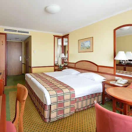 Üdülőközpont Danubius 4*